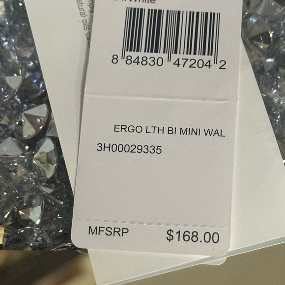 Vintage Coach Ergo Bifold Mini Wallet. Retail $168.00 - Picture 7 of 9